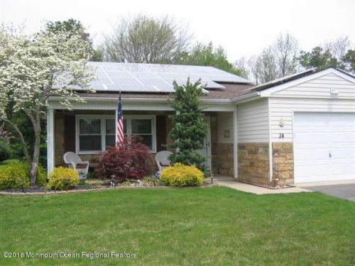 34 Banbury Ave, Lakehurst, NJ 08759-6705