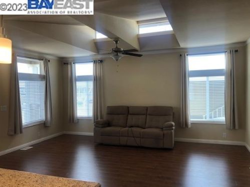 29146 Delgado Rd, Hayward, CA 94544-6008