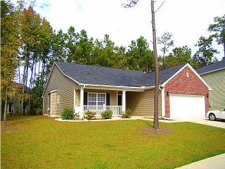 202 Breckingridge Dr, Ladson, SC 29456-3951