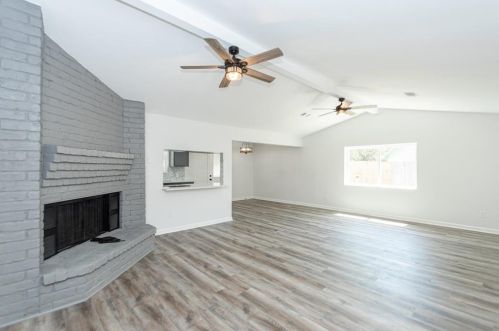 9813 Wren Ct, Conroe TX  77385-3729 exterior