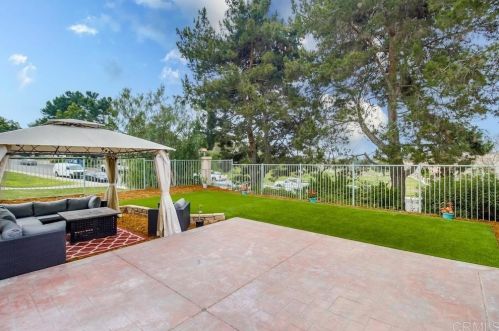 2402 La Costa Ave, Chula Vista CA  91915-1406 exterior