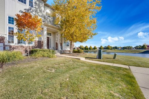 1173 Comiskey Ave, North Aurora, IL 60542-4500