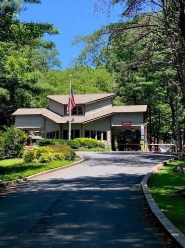 550 Little Hendricks Mountain Rd, Big Canoe GA  30143-7948 exterior