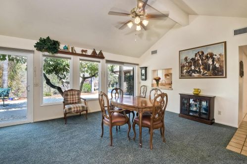 616 Estrelita Dr, Vista CA  92084-7926 exterior