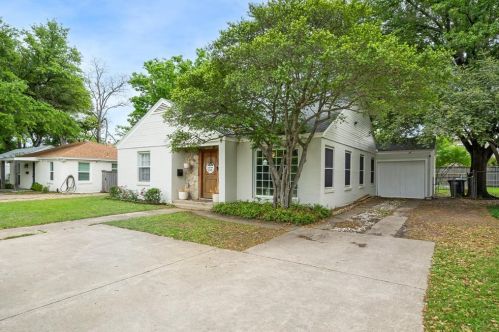 3625 White Settlement Rd, Fort Worth TX 76107-1157 exterior