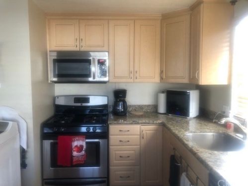 13 Orange Via, Anaheim, CA 92801-1038