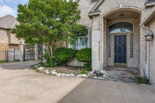 2859 Fairway Dr, Cedar Hill, TX 75104-8249