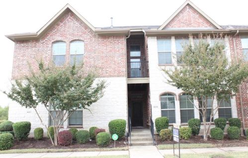 4205 Comanche Dr, Carrollton TX  75010-3301 exterior