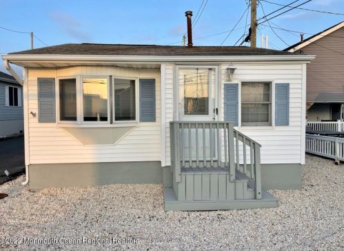 123 Cove Way, Lavallette, NJ 08735-1710