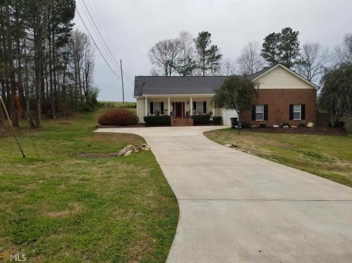 325 Eagles Nest Cir, Carrollton, GA 30116-5457