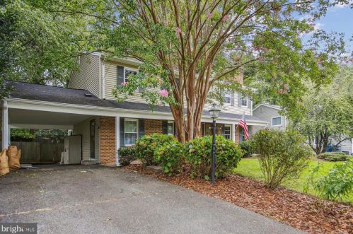6230 Capella Ave, Springfield, VA 22015-3218