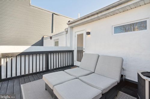 2023 Fitzwater St, Philadelphia PA  19146-1332 exterior