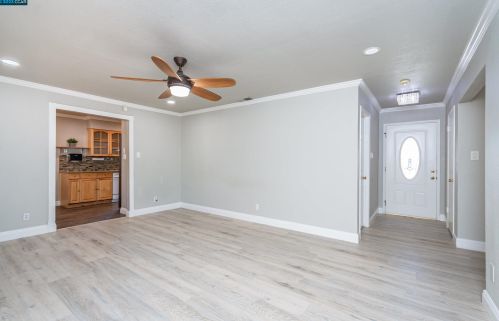 7719 Spring Valley Ave, Citrus Heights, CA 95610-4531