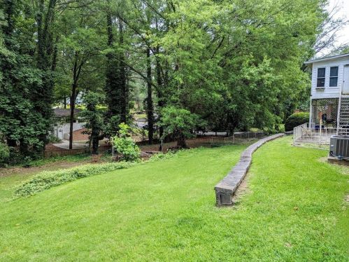 352 Harris Manor Dr, Atlanta GA  30311-2117 exterior