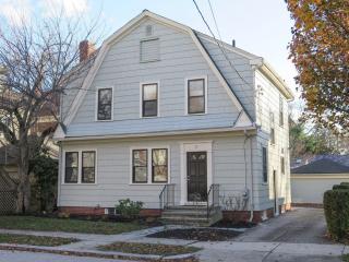 31 Clarendon Ave, Providence, RI 02906-4701
