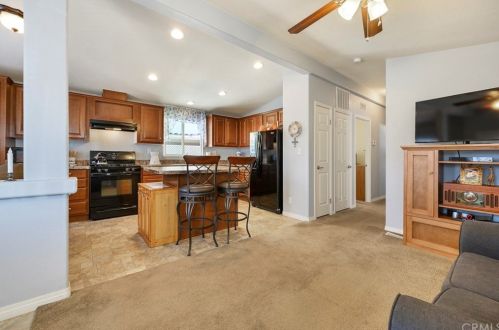 45 Maple Via, Anaheim CA  92801-1036 exterior