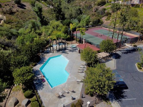 2236 Monarch Ridge Cir, El Cajon, CA 92019-3878