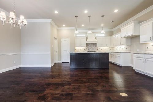 6113 Pleasant Dream St, Fort Worth TX  76180-7425 exterior