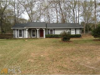 107 Westlake Dr, Lagrange, GA 30240-9518