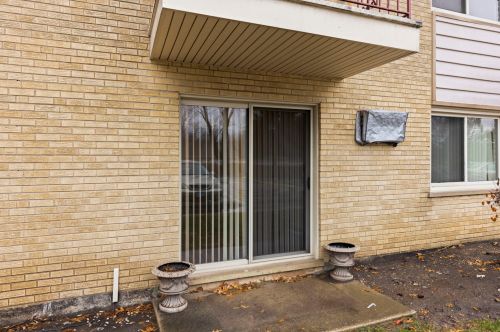 5740 Concord Ln, Willowbrook IL  60514-1678 exterior
