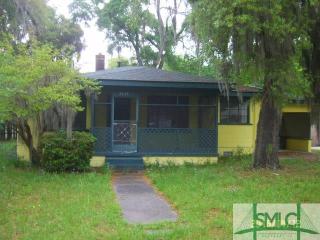 2614 Aimar Ave, Savannah GA  31406-3104 exterior