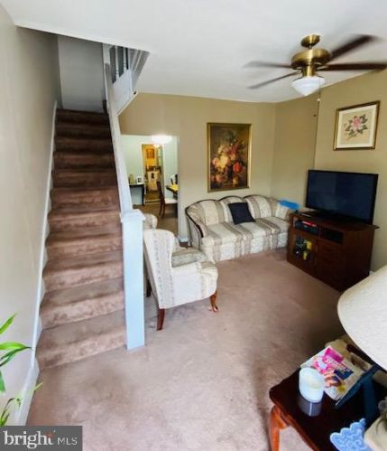 3439 American St, Philadelphia, PA 19140-5727