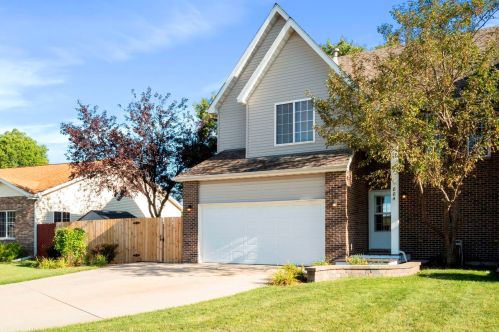 884 Waterford Ct, Lorenzo, IL 60481-2326