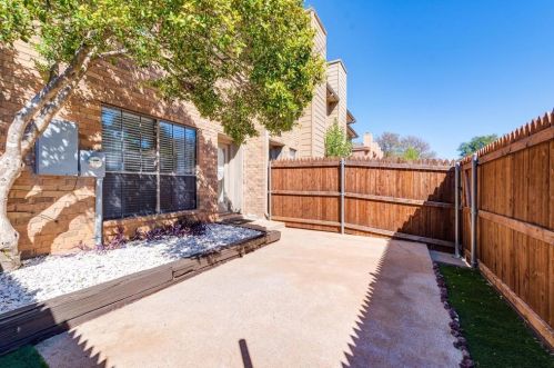 7431 Kingswood Cir, Fort Worth TX  76133-6534 exterior