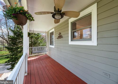 6134 Jerrys Dr, Columbia, MD 21044-3825