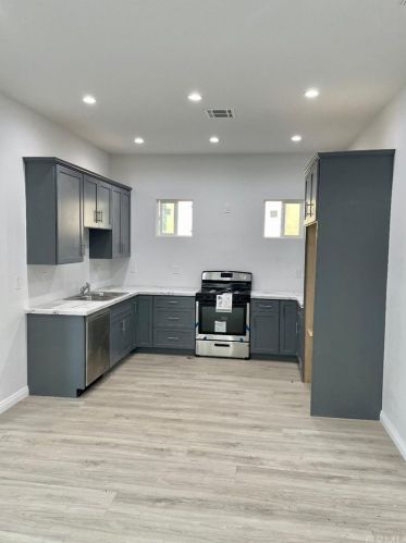 313 5th St, Montebello, CA 90640-4201