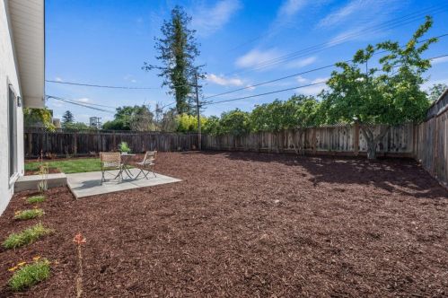 1335 Dunnock Way, Sunnyvale CA  94087-3441 exterior