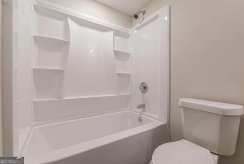 5820 Miles Rd, Atlanta GA  30349-1276 exterior