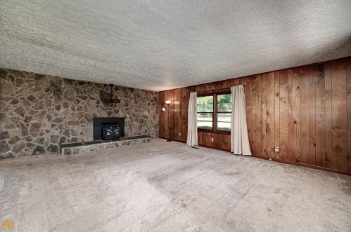 15 Highland Blvd, Stockbridge GA  30281-4654 exterior