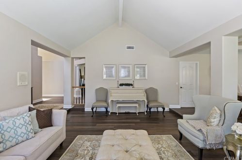 7539 Whitegate Ave, Riverside CA  92506-5455 exterior