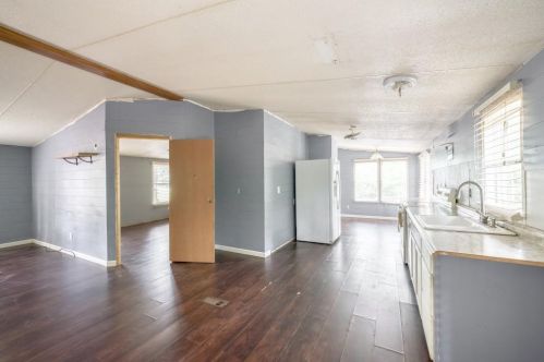 947 Davis Rd, Jefferson GA  30549-5651 exterior