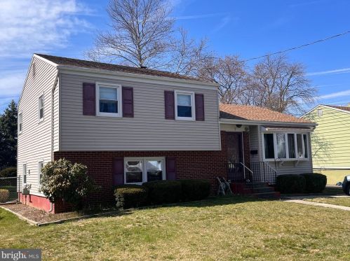 9 Albans Ave, Trenton, NJ 08618-1805