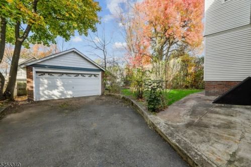 5 Colgate Rd, Maplewood NJ 07040-2807 exterior