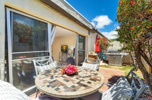 4678 Kahala Ave, Honolulu HI  96816-5211 exterior