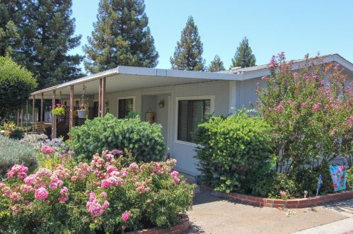 6136 Astronaut Ln, Citrus Heights, CA 95621-8314