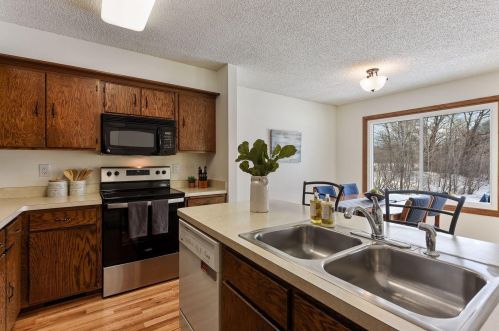 1620 Cope Ave, Saint Paul MN  55109-2655 exterior