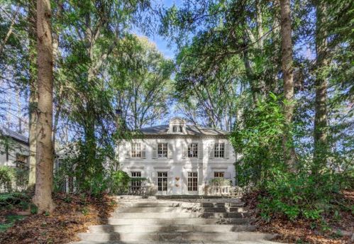 1820 Garraux Rd, Atlanta GA  30327-2504 exterior