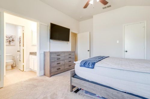 416 Grand Mdw Dr, Fort Worth TX 76108-3905 exterior