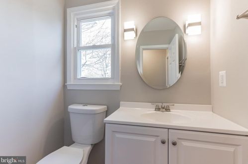 12605 Kuhl Rd, Silver Spring MD 20902-1444 exterior