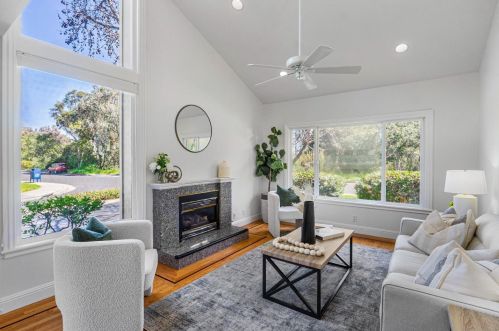 100 Walnut Hill Ct, Los Gatos, CA 95032-1810