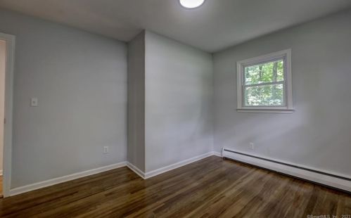 34 Brookwood Ln, Huntington CT  06484-2051 exterior