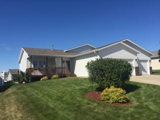 2356 Pointe Loop, Bismarck, ND 58503-8907