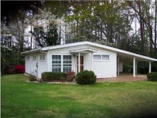 28 Willow Dr, Newnan, GA 30263-5289