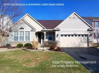 2132 Lindsay Dr, Naperville IL  60564-8432 exterior