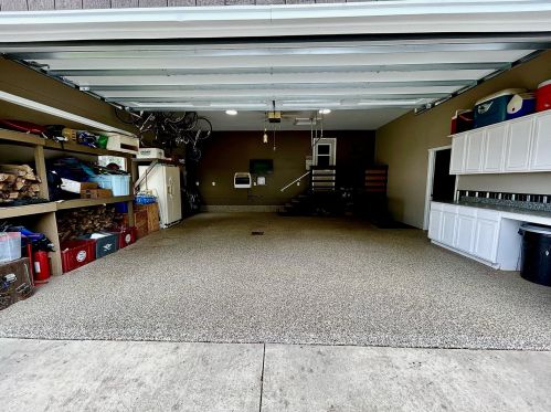 409 Swanson Rd, Sycamore IL  60178-1126 exterior