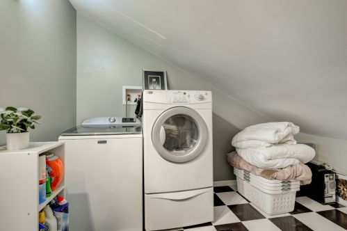 890 Somerset Dr, Carol Stream IL  60188-6078 exterior